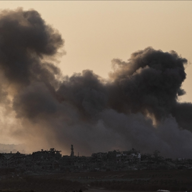 İsrail'den Lübnan'ın güneyine hava saldırısı