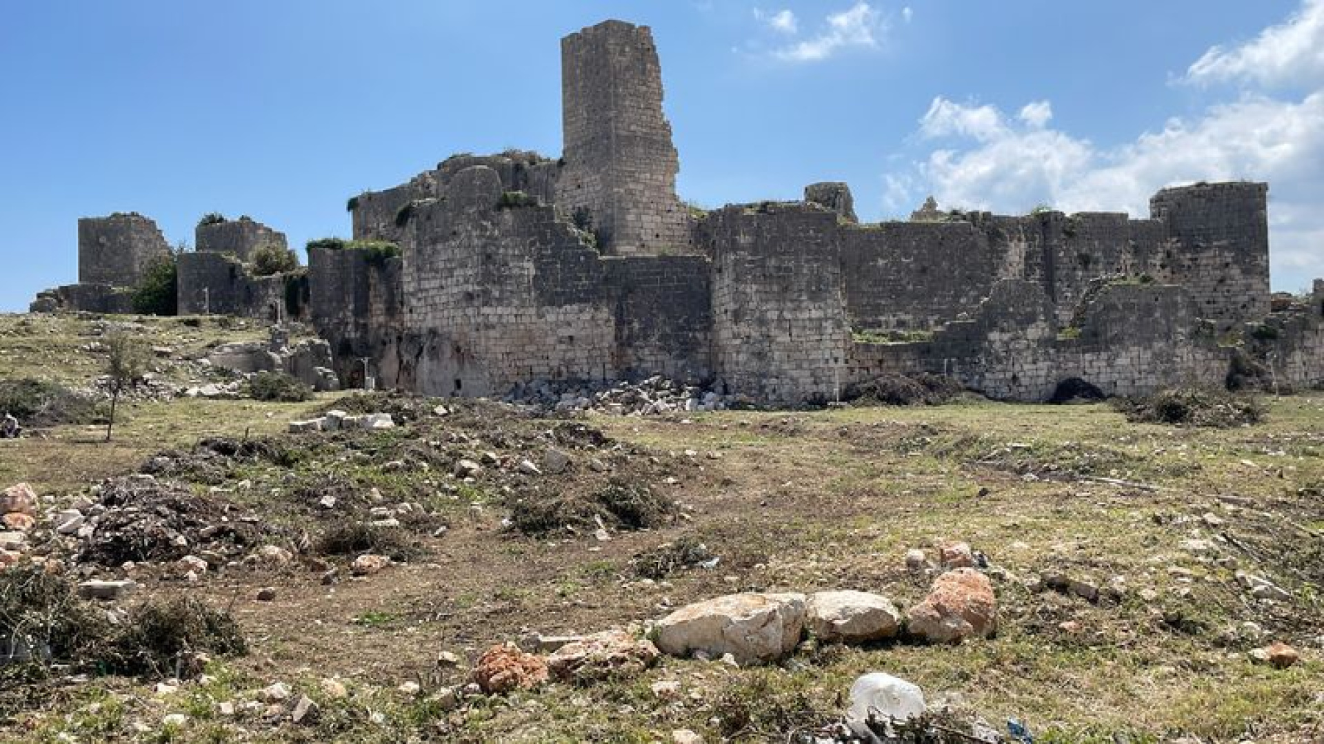 Kızkalesi'nin kıyı kesiminde temizlik çalışması | Son dakika haberleri