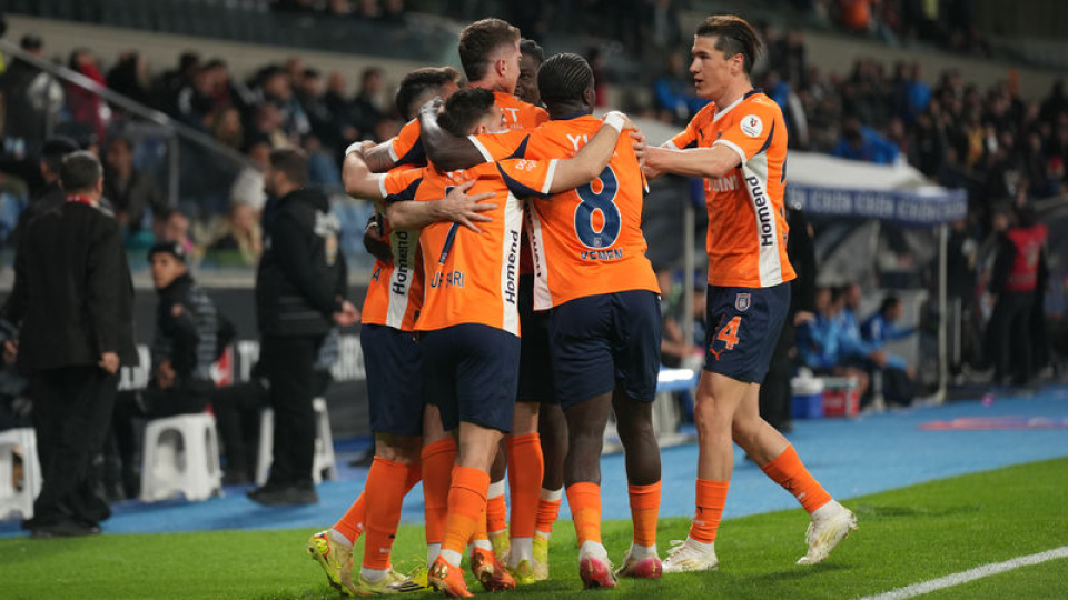 Başakşehir evinde dört dörtlük!