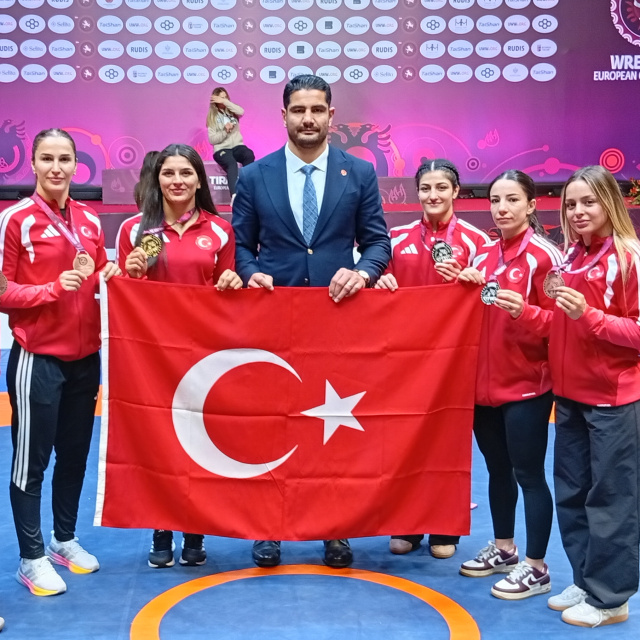 Kadın Güreş Milli Takımı, Avrupa ikincisi!