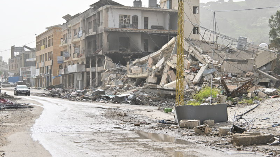 İsrail'den Lübnan'a saldırı