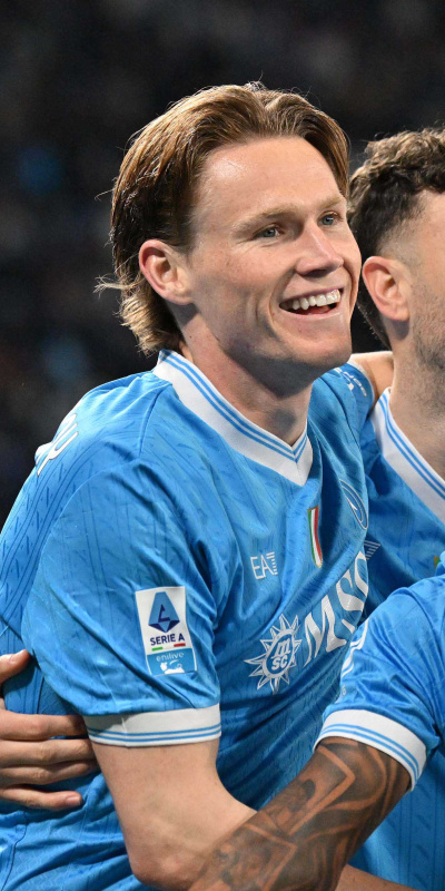 Napoli sahasında coştu!