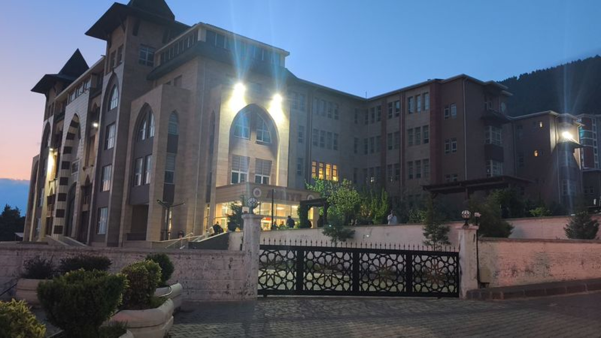 Kahramanmaraş'taki deprem davasında 'şov' tartışması | Son dakika haberleri