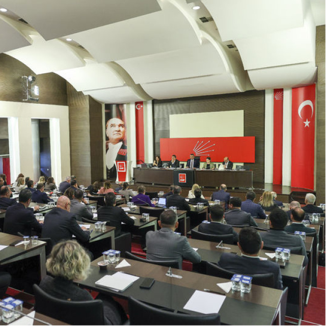 CHP'de gündem tüzükte değişiklik