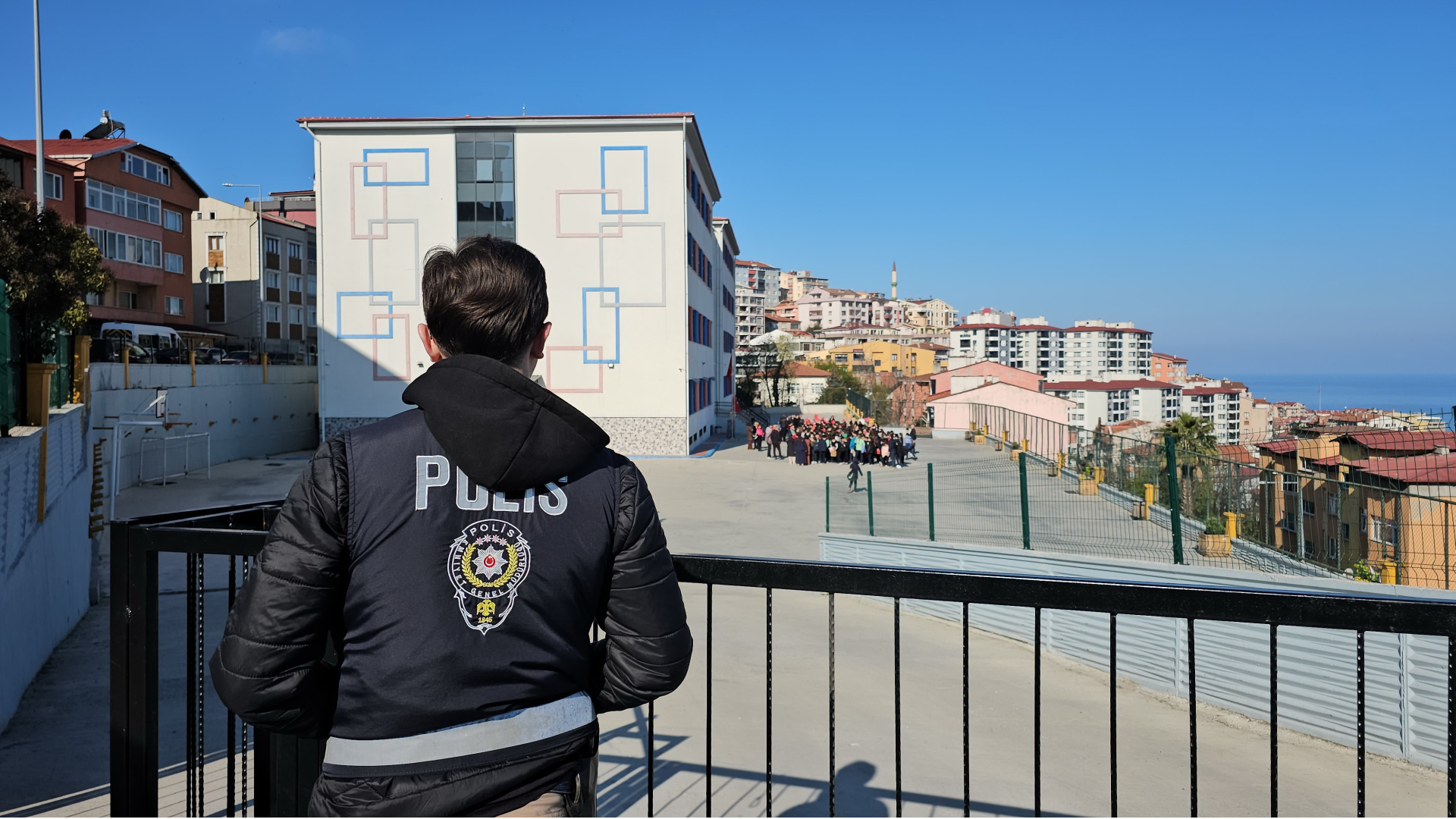 İçişleri Bakanlığı'ndan 81 ile okul güvenliği genelgesi - Son dakika haberi