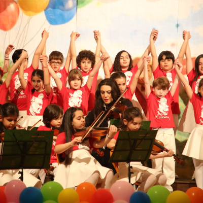 Doğa Kolejinde 23 Nisan coşkusu Türkiye genelinde aynı anda yaşandı