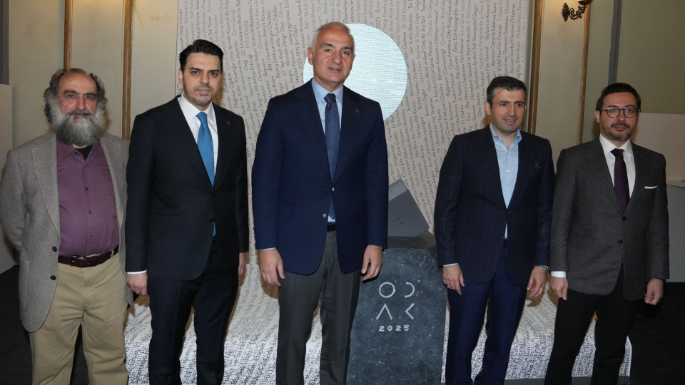 106 yıllık Karaköy Palas yeniden hayat buldu!