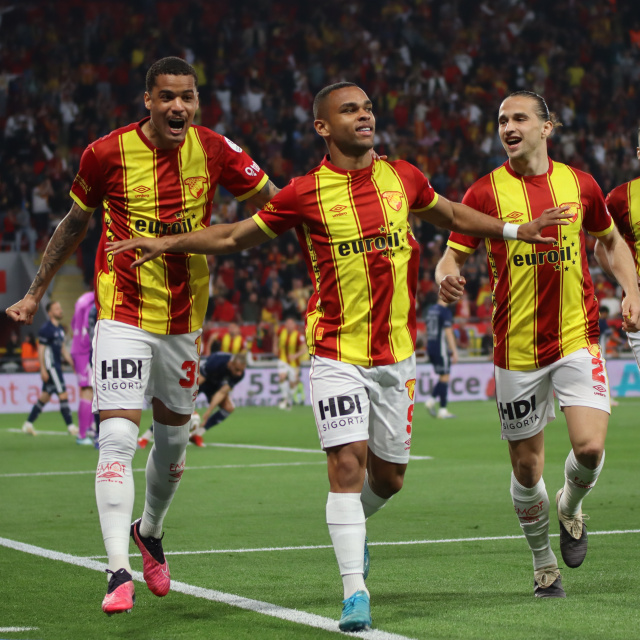 Göztepe, evindeki hasrete son verdi!