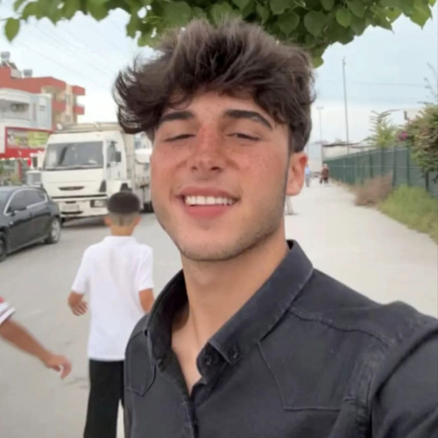 Konteynerde dehşet! Benzin döküp yaktılar!