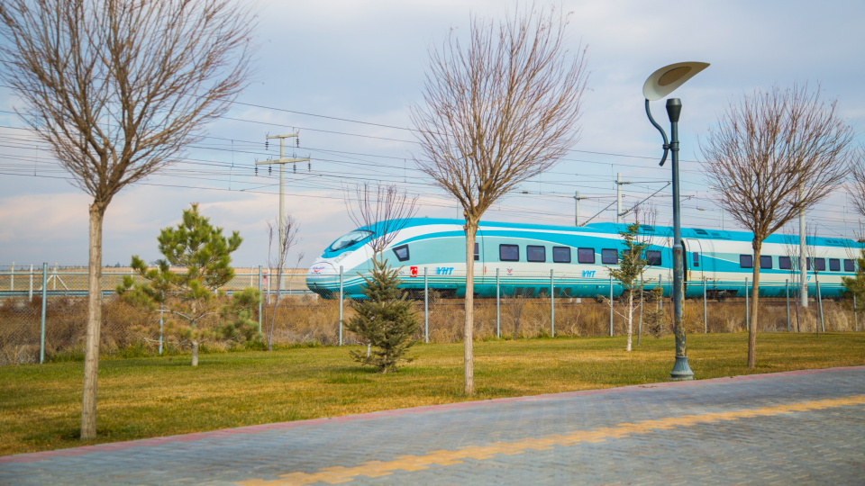 Üç yılda 2.4 milyon yolcu