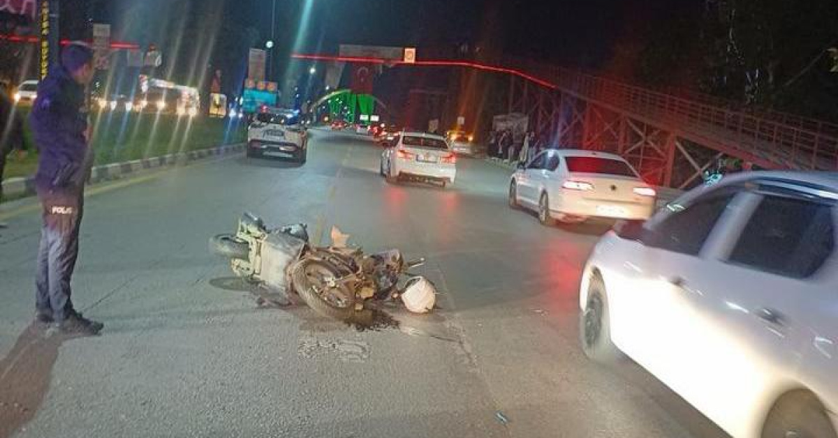 İzinli Polis Memuru Manisa'da Kazada Yaralandı