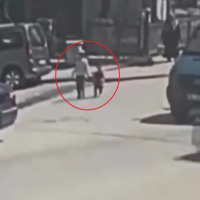 Dedesinin elinden kaçtı, yürekleri yaktı!