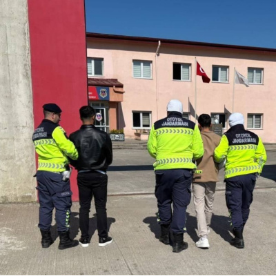 14 düzensiz göçmen yakalandı