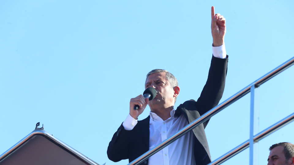 Özel, Sakarya'da konuştu