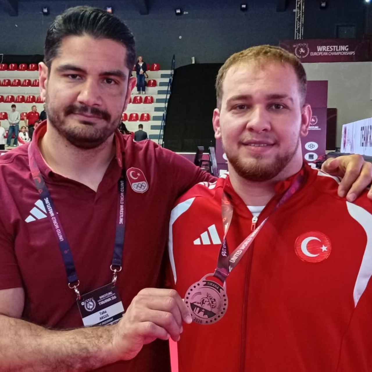 "Hakan'ın kazandığı bronz, altın madalya değerinde"