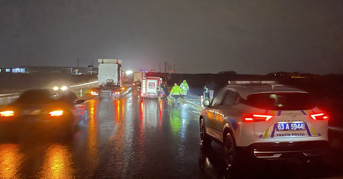 Şarampole devrilen otomilde 6 kişi yaralandı