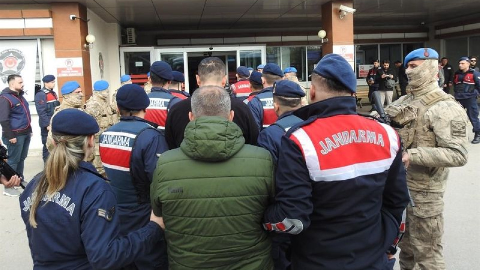 "Rüşvet" operasyonu: 11 şüpheli yakalandı
