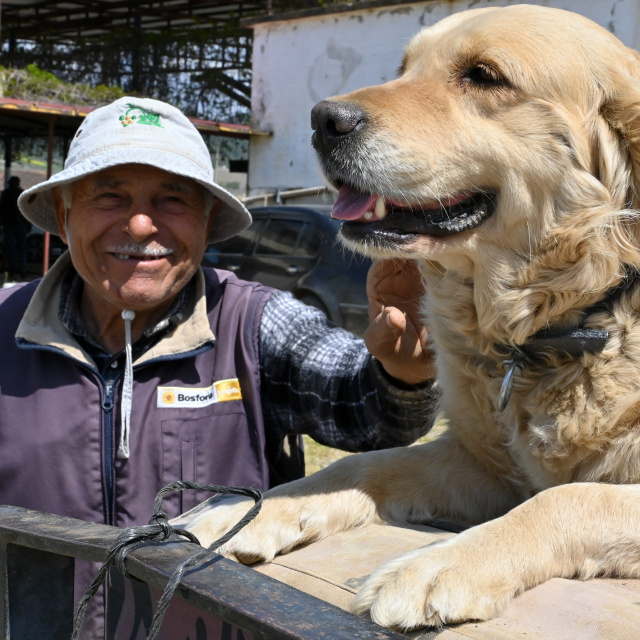 Abdullah dedeyle Betty'nin yürek ısıtan dostluğu!