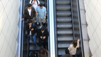 2 metro istasyonu açıldı