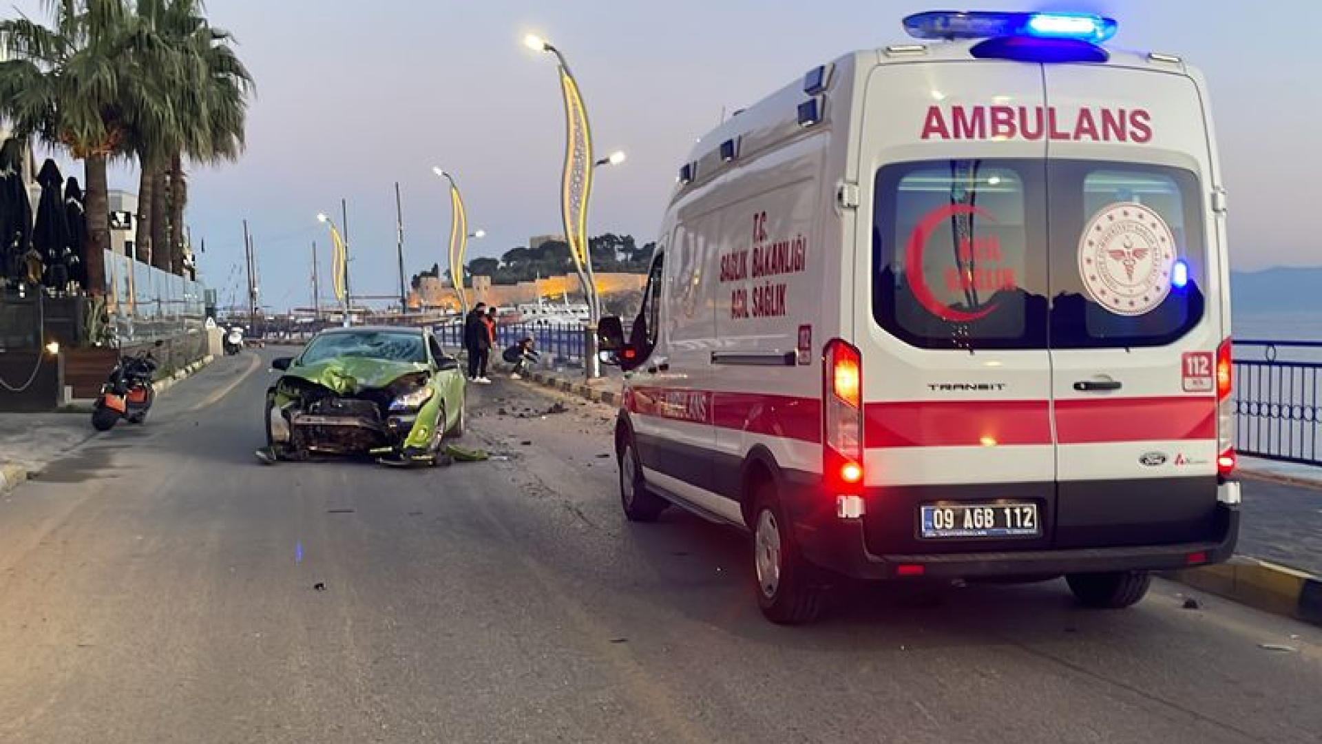 Kuşadası'nda elektrikli skuter kazası: Sürücü hayatını kaybetti