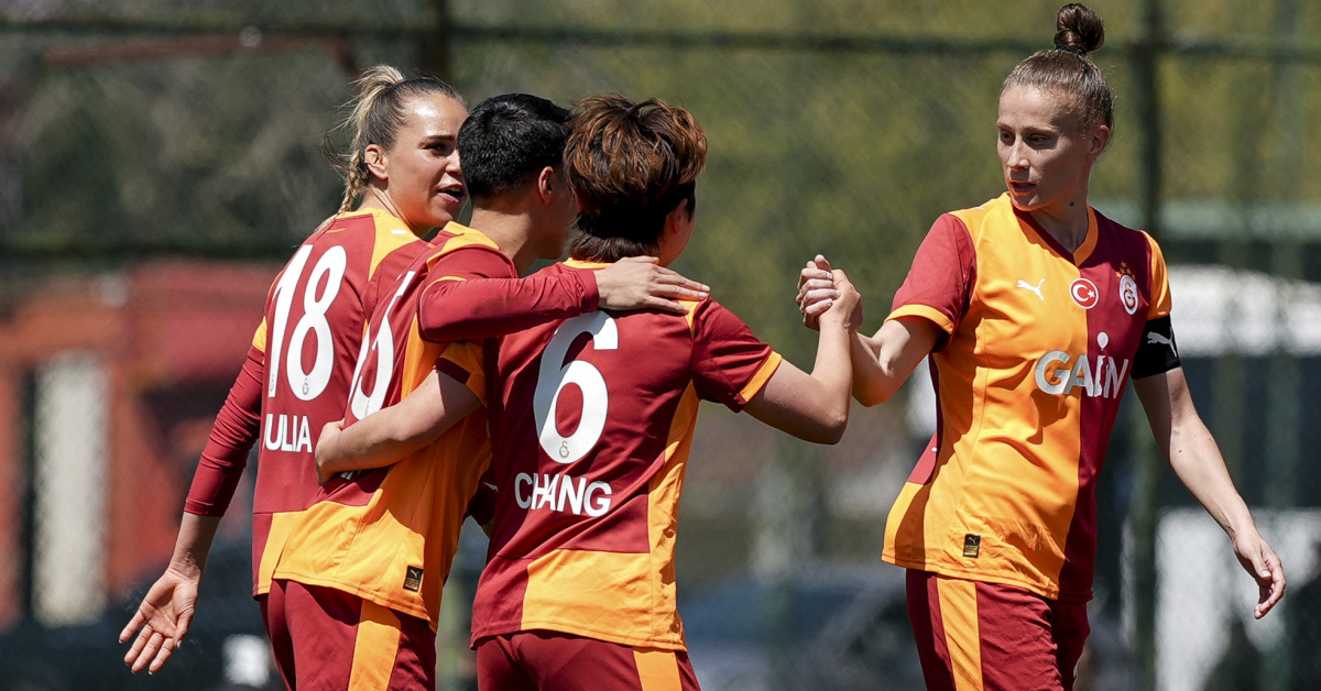 Galatasaray Kadınlar Derbisinde 3-2 Kazandı