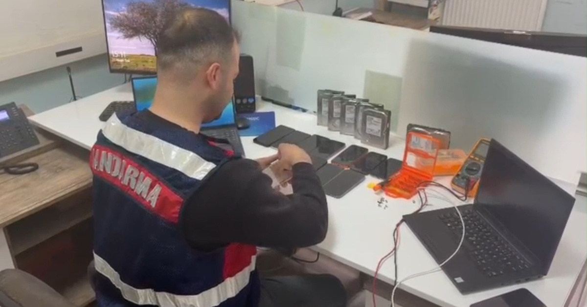 Artvin'de Operasyon! 35 Şüpheli Yakalandı