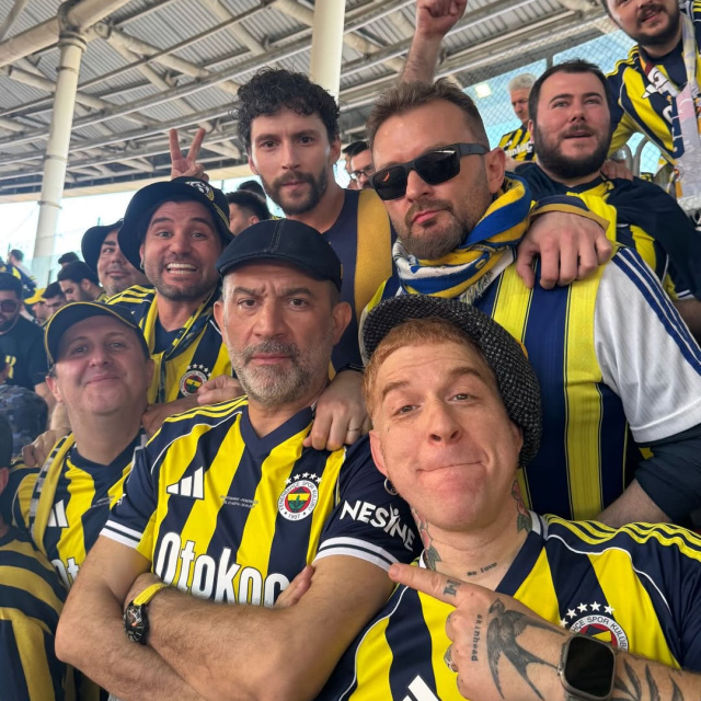 "Kanım sarı-lacivert"