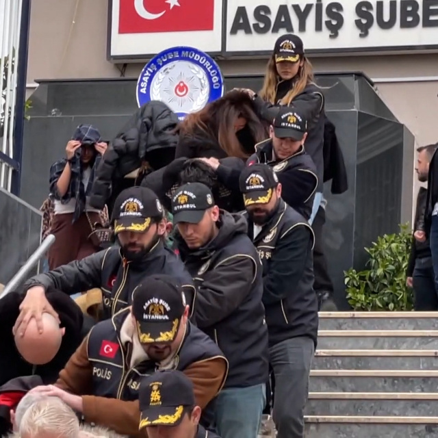 Fuhuş operasyonu: 14 gözaltı