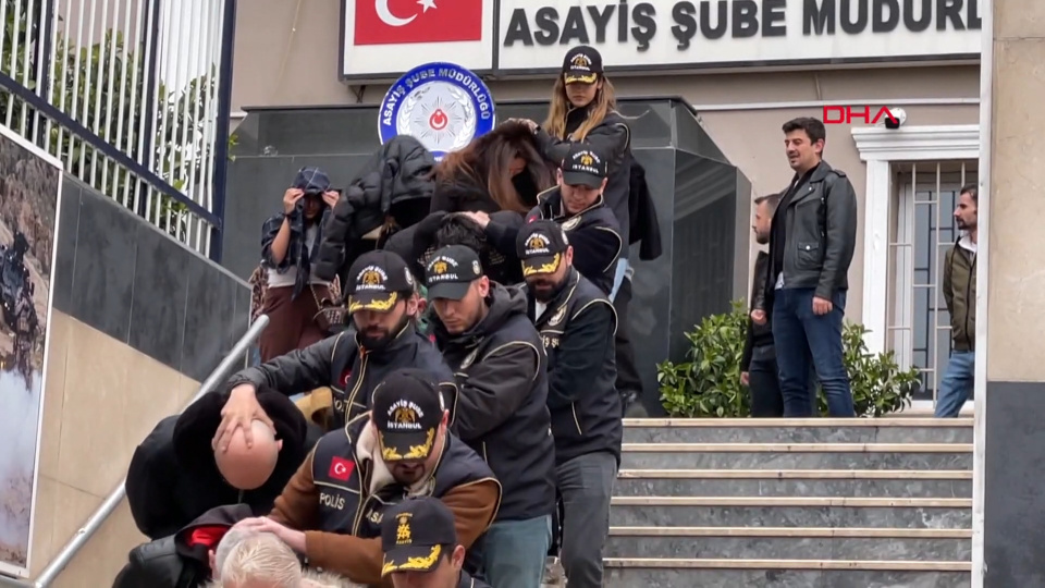 Fuhuş operasyonu: 14 gözaltı