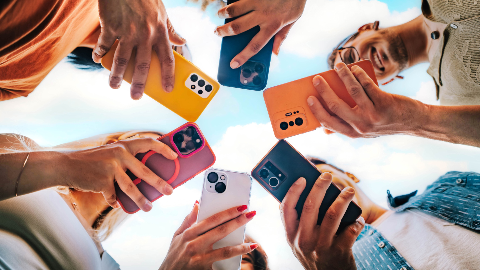 Kuşaklar arası yapay zeka dengesi: Z kuşağı kullanıyor ama güvenmiyor