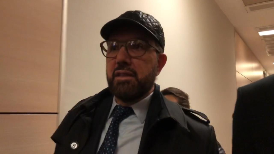 Yasağı kaldırma vaadiyle vurgun