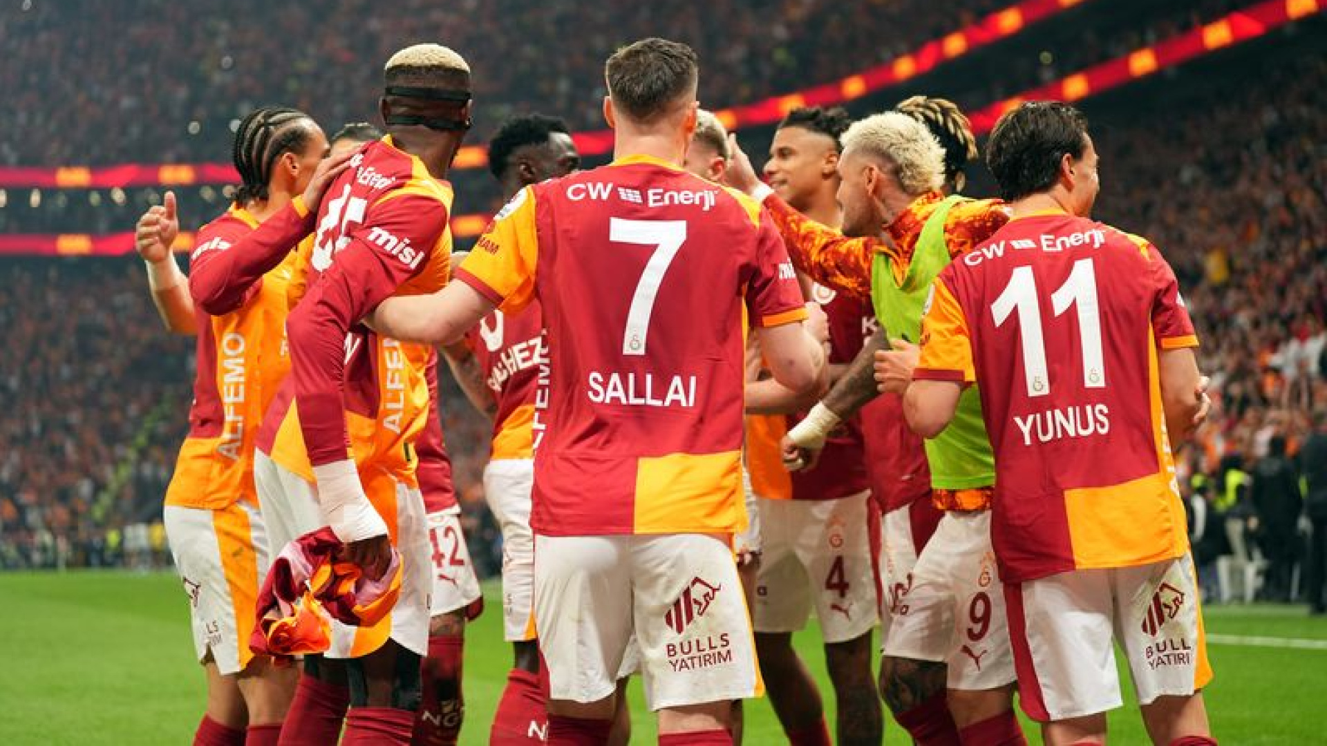 Süper Lig'de şampiyonluk ihtimalleri: Galatasaray %99.8 ile zirvede