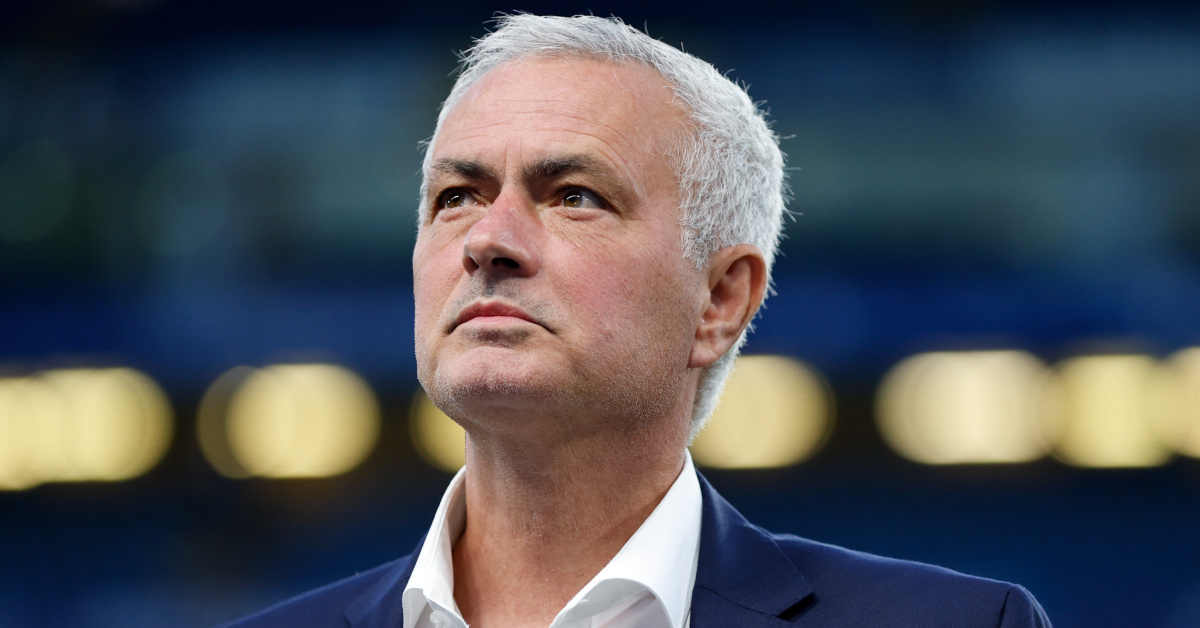 Real Madrid Jose Mourinho'yuyeni teknik direktör olarak düşündü