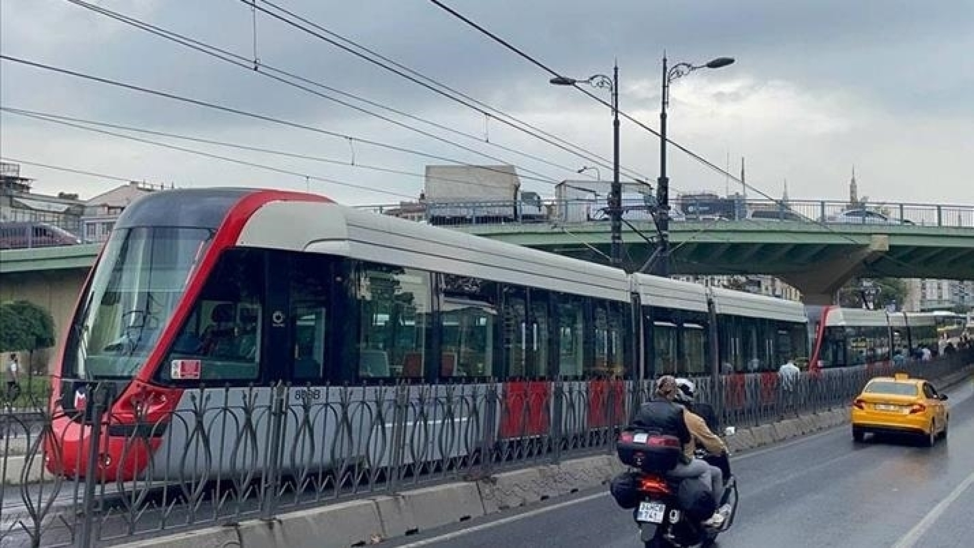 1 Mayıs tramvay çalışıyor mu? 1 Mayıs Cuma günü kapalı olan tramvay durakları hangileri?