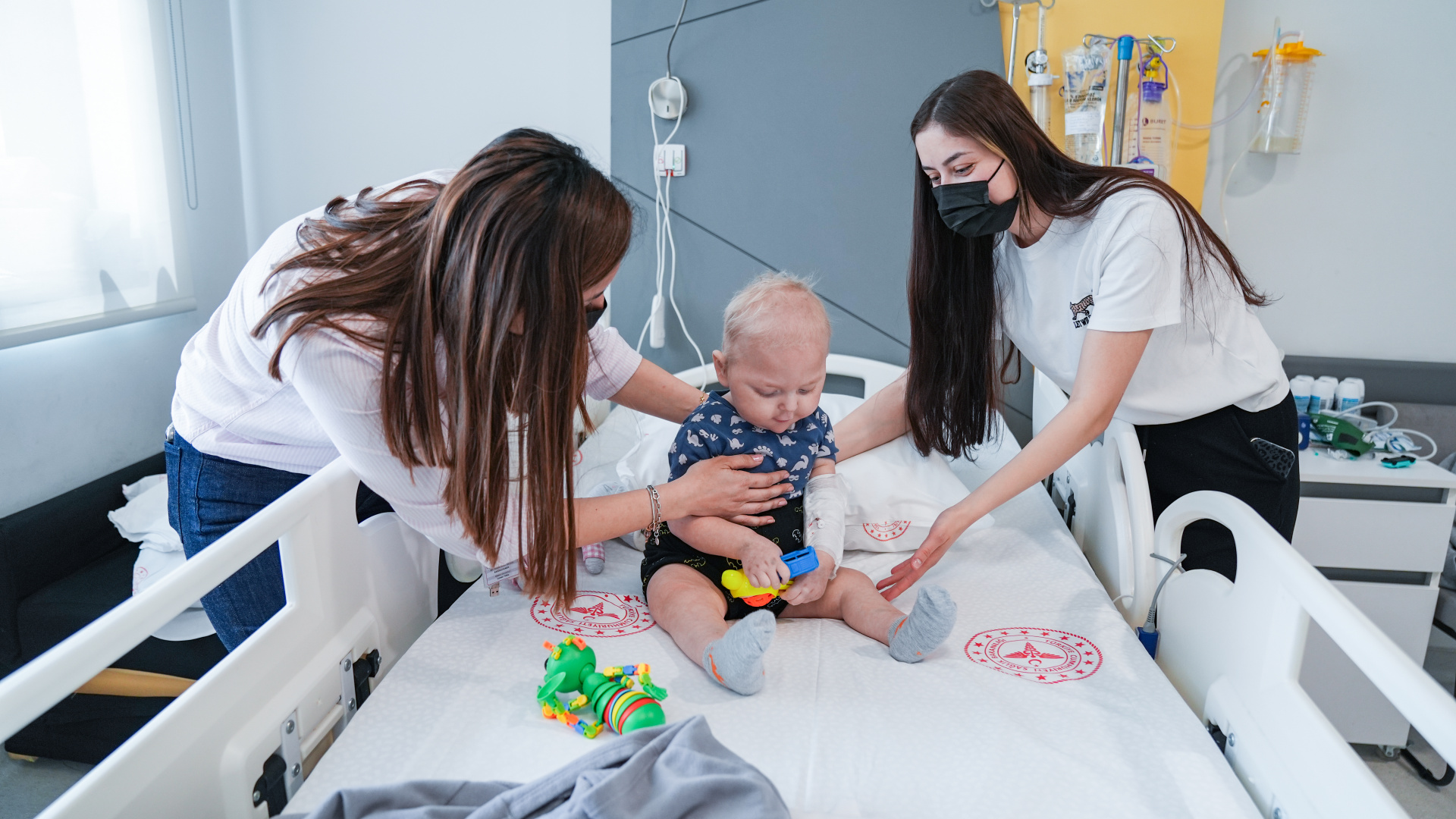 Kadir Efe bebek erişkin kadavradan alınan ince bağırsağın kısaltılmasıyla iyileşti