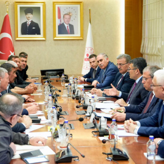 Madenciler eylemi sonlandırma kararı aldı