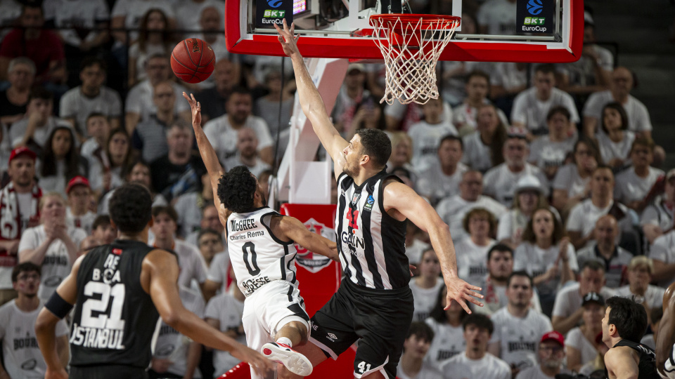 Beşiktaş, EuroCup'ı Bourg'a kaptırdı!