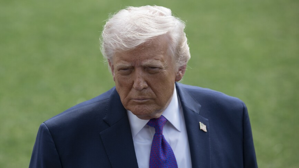 ABD'den 250. yıla özel 'Trump'lı pasaport