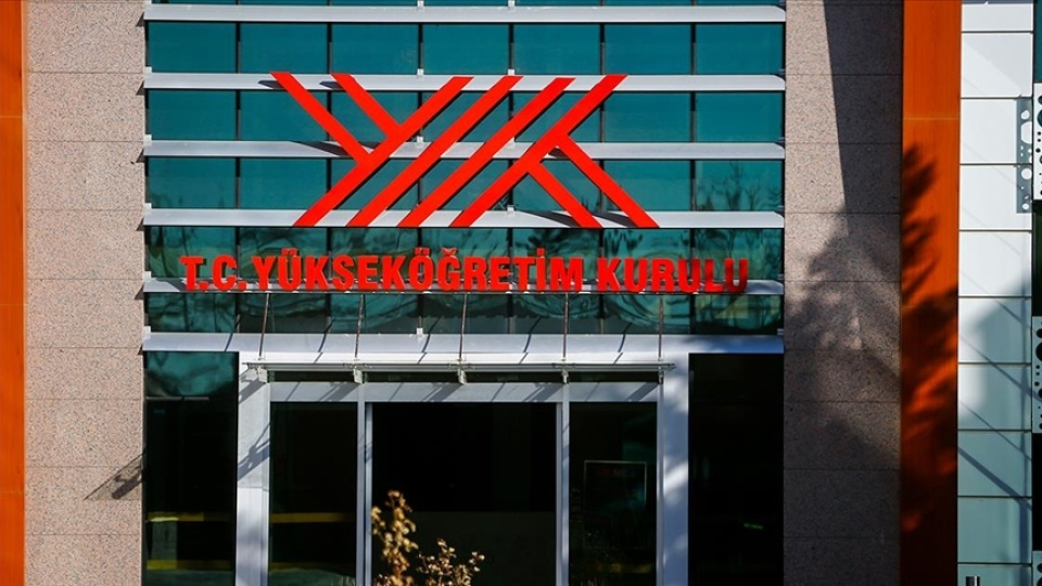 Lisansüstü öğrencilere ek süre