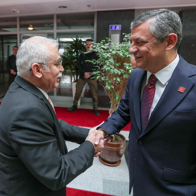 Özel, AYM Başkanı Özkaya'yı ziyaret etti