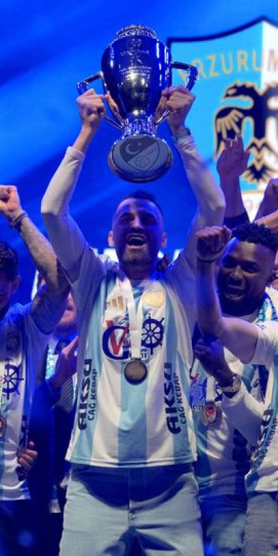 Erzurumspor FK, şampiyonluk kupasını aldı!
