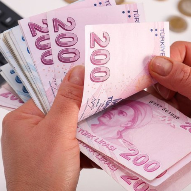 En düşük emekli maaşı ne kadar olacak?