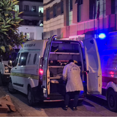 Otel önünde silahlı saldırı!