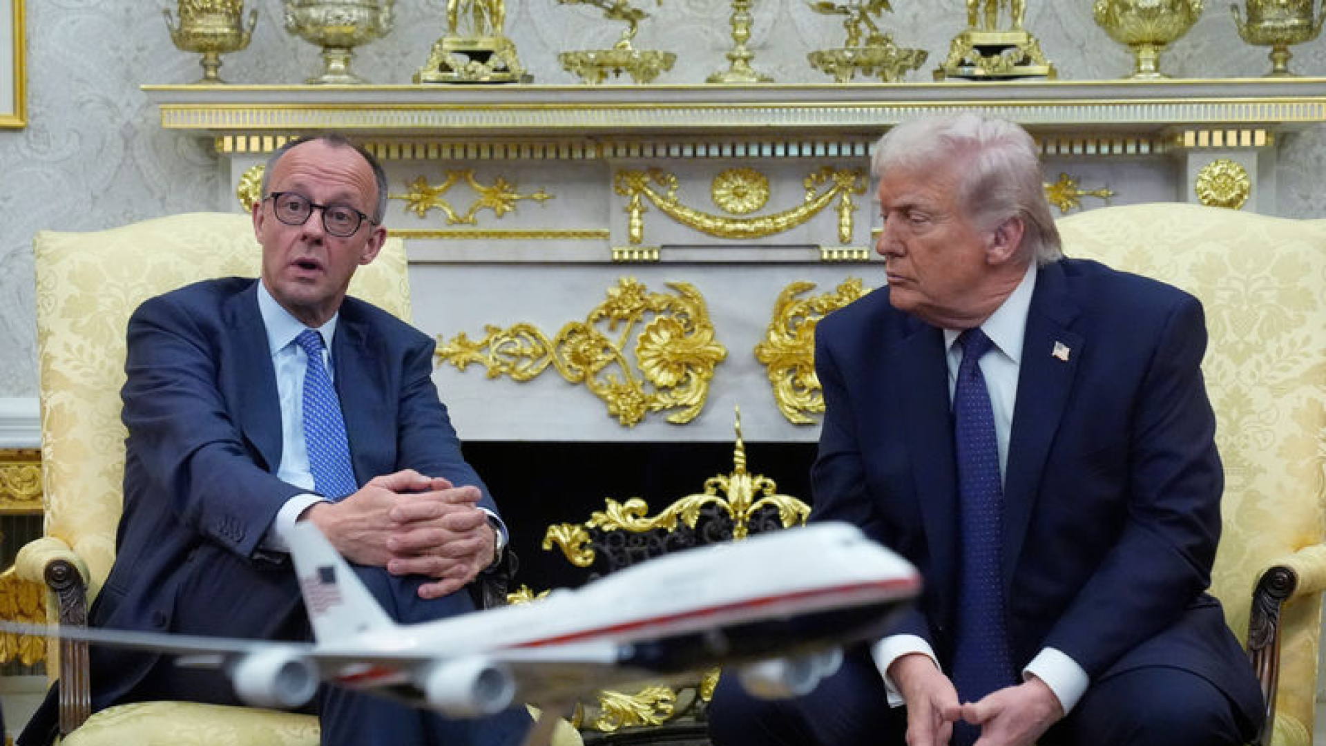 ABD Başkanı Trump'tan, NATO müttefikleriyle artan gerilim ortasında Almanya'daki asker sayısını azaltma tehdidi! | Dış Haberler