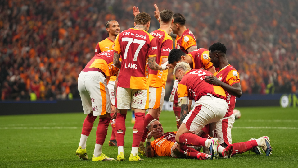 Cimbom, tecrübeli kadrosuyla şampiyonluğa yürüyor!