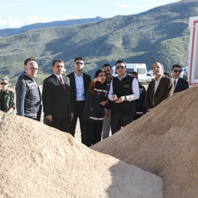 Tunceli'de sıcak asfalt için tesis