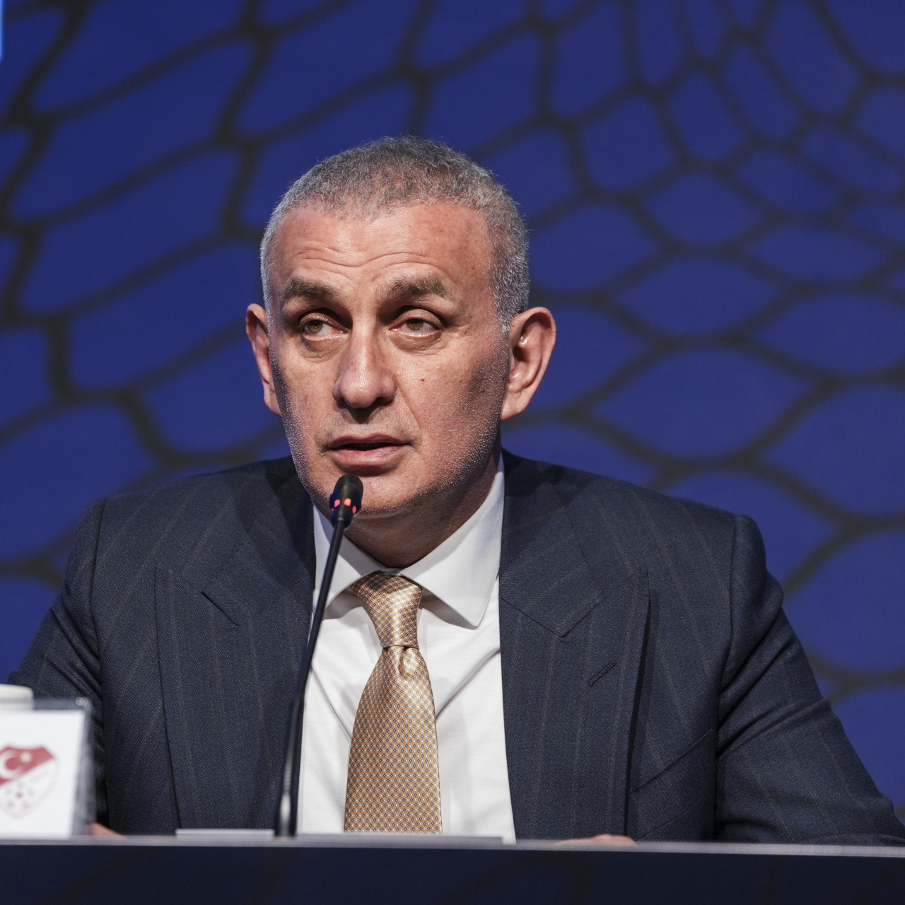 Hacıosmanoğlu, FIFA kongresine katıldı