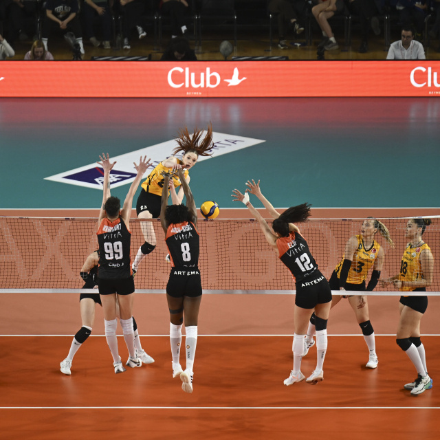 Vakıf ve Eczacı, Dörtlü Final'de sahne alıyor