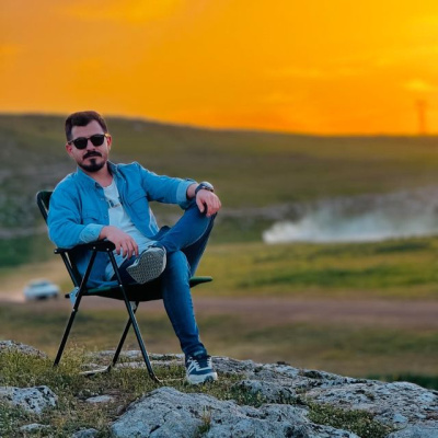 Arabada cansız bedeni bulundu