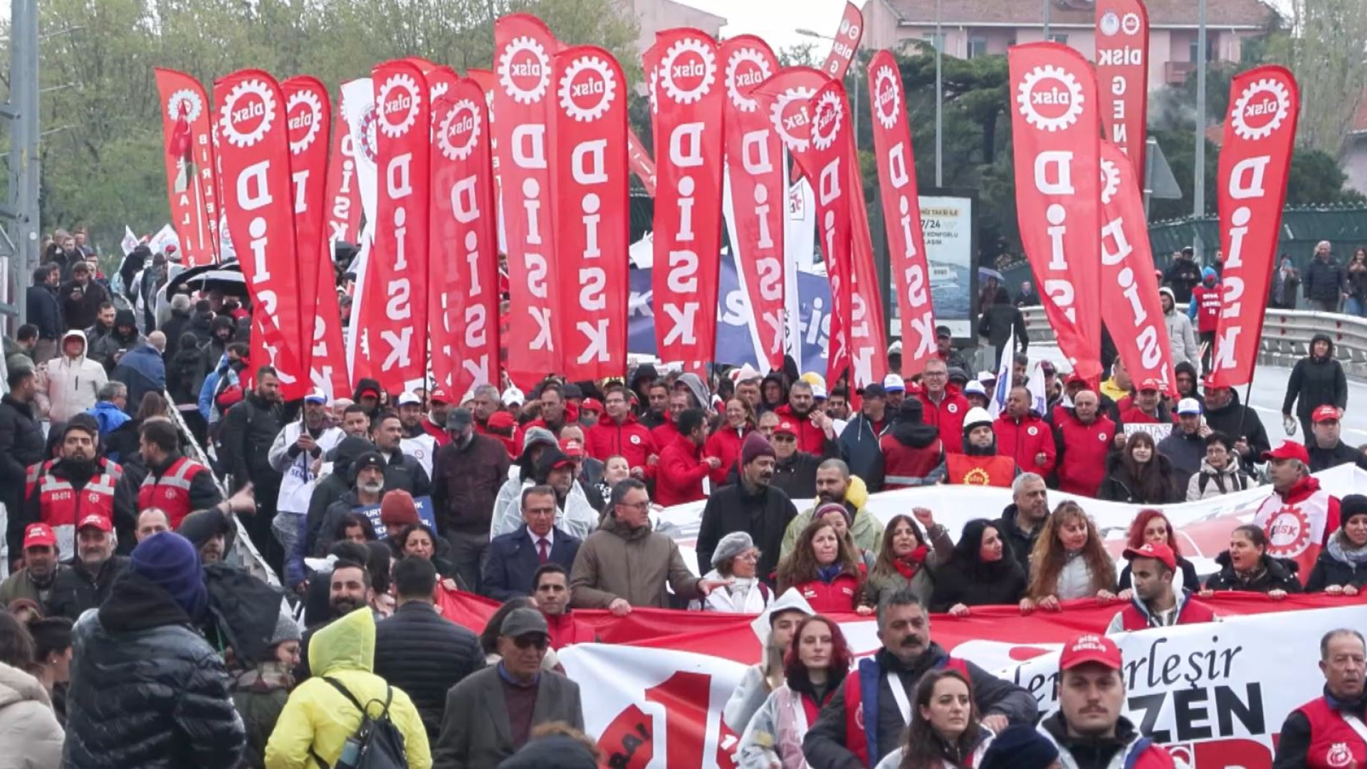 İstanbul'da 2 adreste 1 Mayıs kutlaması | En son haberler | Son dakika haberleri